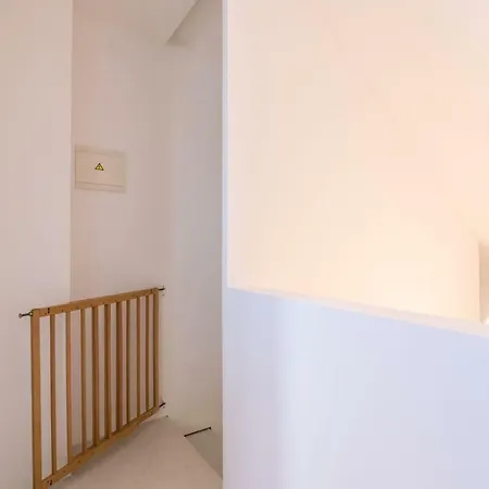 Daire Lovelystay - Two Bedroom Duplex At Marina *