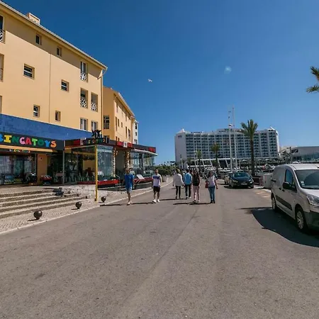 Διαμέρισμα Lovelystay - Two Bedroom Duplex At Marina