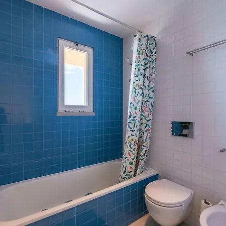 Lovelystay - Two Bedroom Duplex At Marina Διαμέρισμα Βιλαμούρα