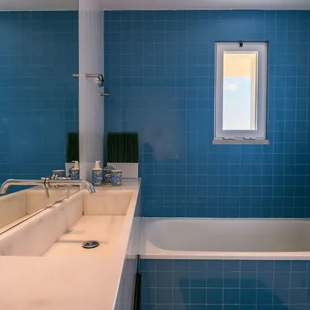 Lovelystay - Two Bedroom Duplex At Marina Appartement *