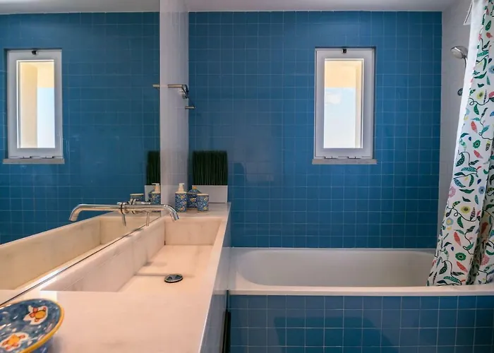 Lovelystay - Two Bedroom Duplex At Marina Appartement *