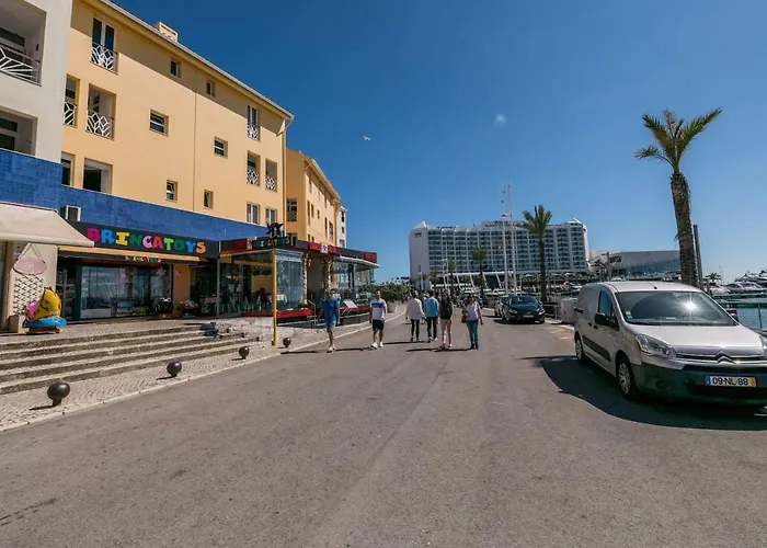 Appartement Lovelystay - Two Bedroom Duplex At Marina